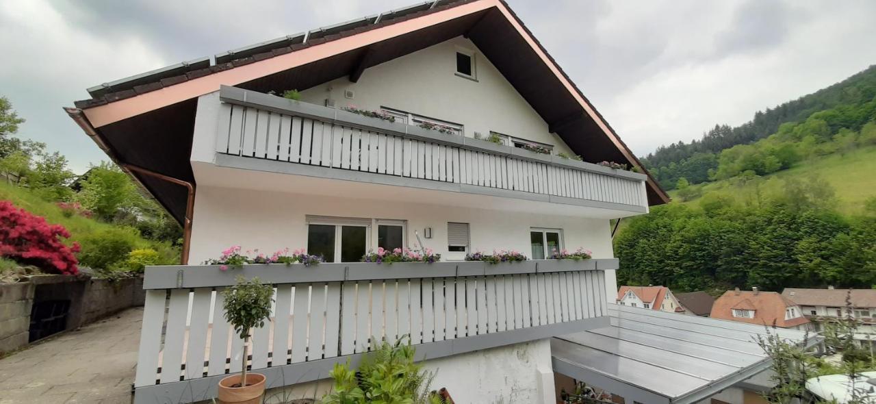 Steepleview House, Renchtalblick Apartment - Cozy & Serene Apartment For 2 Bad Peterstal-Griesbach Exterior photo